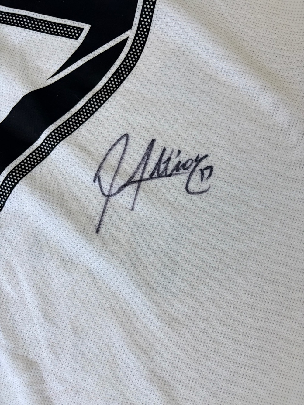 NWT Adidas Toronto FC Jozy Altidore #17 Signed Autograph Jersey XL MLS ClimaCool - Picture 5 of 10